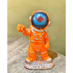 Renkli Astronot Biblo